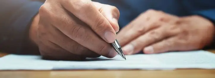 Protokół zniszczenia towaru – jak powinien wyglądać? Kiedy go sporządzić?