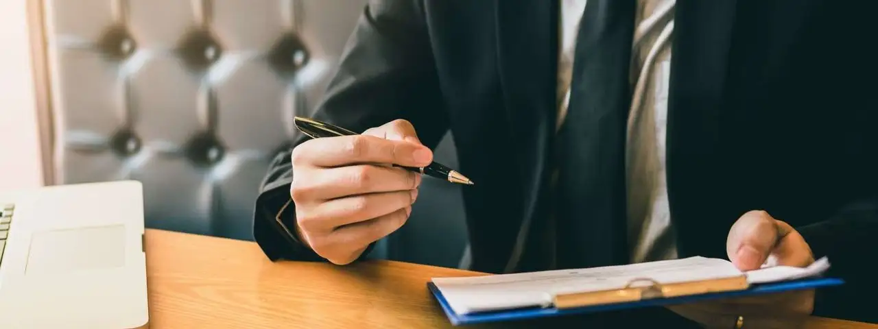 Zaświadczenie o przebiegu służby wojskowej dla celów emerytalnych – do czego jest potrzebne i gdzie je zdobyć?