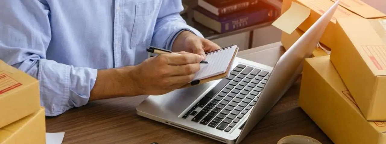 Jak zatrudnić dobrego pracownika do sklepu internetowego?