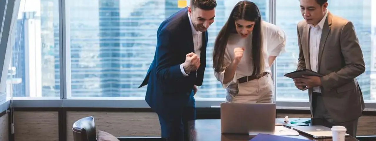 Model biznesowy canvas – czym jest kanwa biznesowa i jak ją wypełnić?