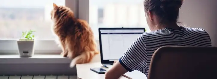 Praca zdalna – efektywna organizacja pracy poza siedzibą firmy