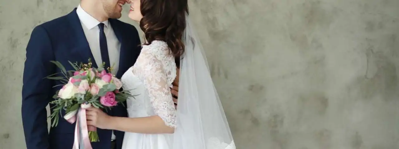 Urlop okolicznościowy na ślub – komu się należy i jakie warunki trzeba spełnić?