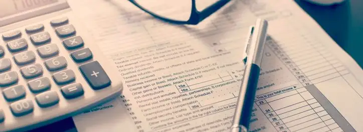 Dochód a przychód – jaka jest między nimi różnica?