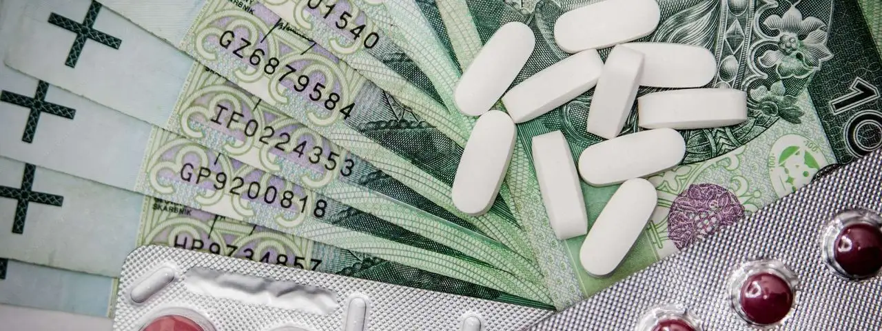 Jak wyliczać wynagrodzenie chorobowe?