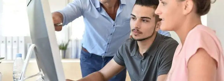 Umowa zlecenie dla studenta – co powinno się w niej znaleźć?