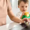 Czy pracownik może przyjść do pracy z dzieckiem?