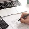 Praca hybrydowa – na czym polega ten model pracy? Jakie są jego podstawowe zalety?