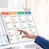 Jak szybko i zgodnie z Kodeksem Pracy przygotować grafik pracownika miesięczny?