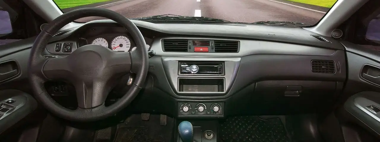 Tachograf – urządzenie wspomagające prace kierowcy. Jak działa?