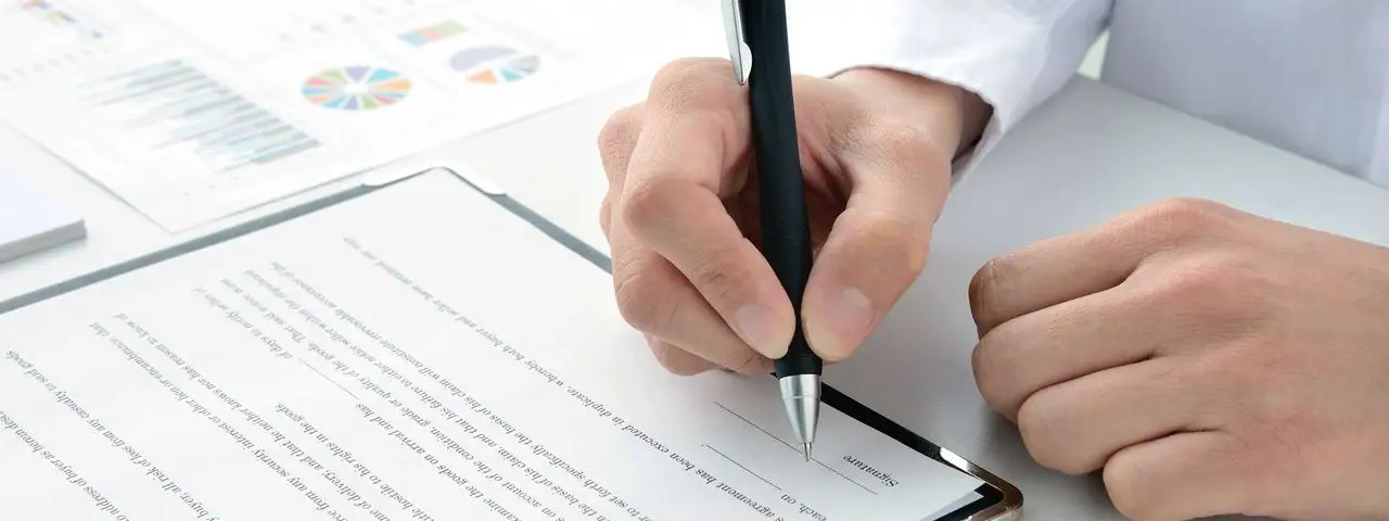 Urlop bezpłatny – kto może z niego skorzystać oraz jak wyliczyć wynagrodzenie pracownika, który korzystał z urlopu bezpłatnego