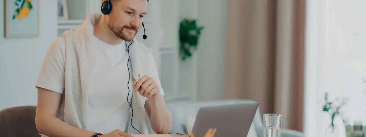 Angielski w pracy, czyli lekcje dla pracowników – komu się należą?