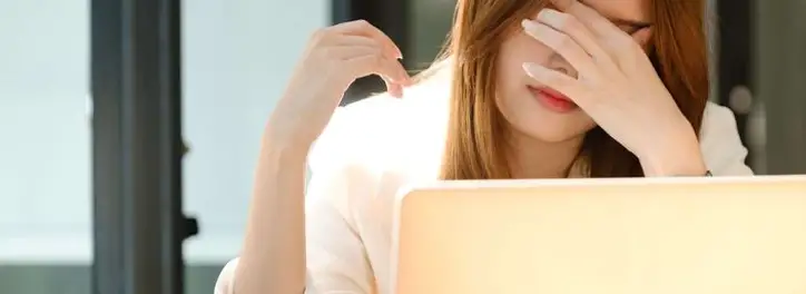 Depresja – jakie warunki pracy przysługują pracownikowi w związku z chorobą?