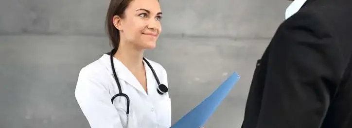 Czym są badania okresowe pracowników?