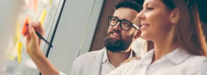 Zarządzanie strategiczne - co to jest? Na czym polega prowadzenie firmy w ujęciu kompleksowym?