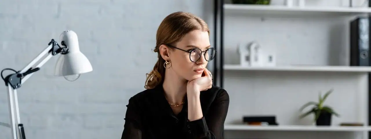 Doradca ds. etyki – czym się zajmuje i w jakich placówkach powinno istnieć takie stanowisko?