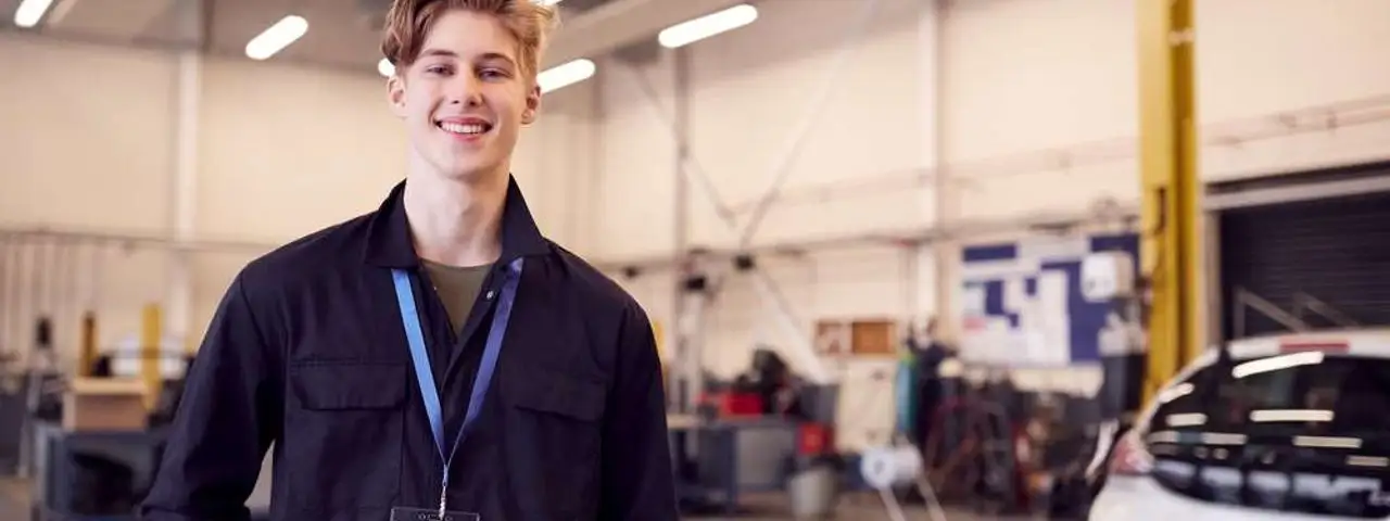 Współpraca ze szkołą branżową – jak ją przeprowadzić?