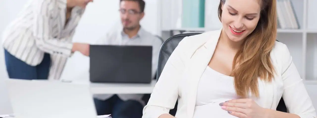 Praca podczas ciąży – ile powinna wynosić?