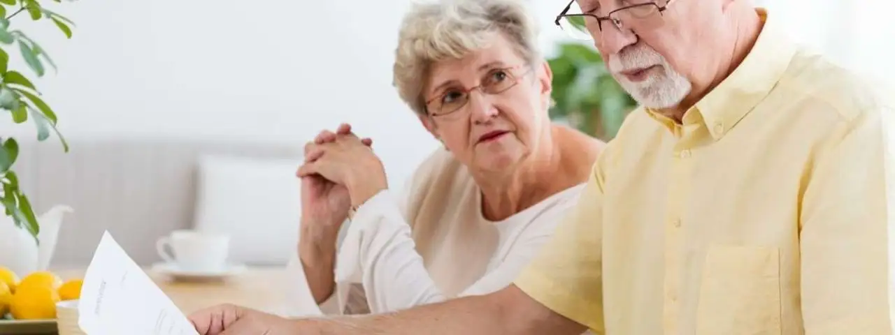 Najniższa emerytura – kto może ją otrzymać? Jakie wymagania należy spełnić